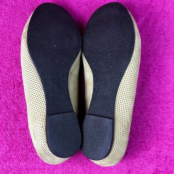 Munro Tan Loafers - Picture 6 of 8